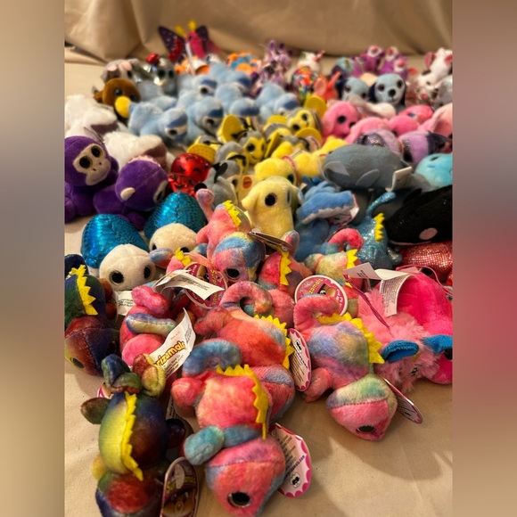 Suprizamals Large Bundle Plush Animals